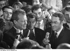 Bild 060: Willy Brandt am Wahlabend 1969 [Bundesarchiv]