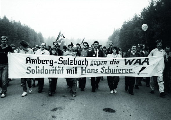 Bild 065: SozialdemokratInnen bei einer Demonstration gegen die WAA [Reinhold Strobel, privat]